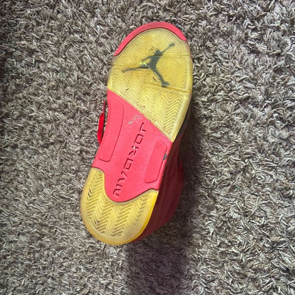 Jordan, five shoes, red, and black and silver on it - Picture 4 of 4